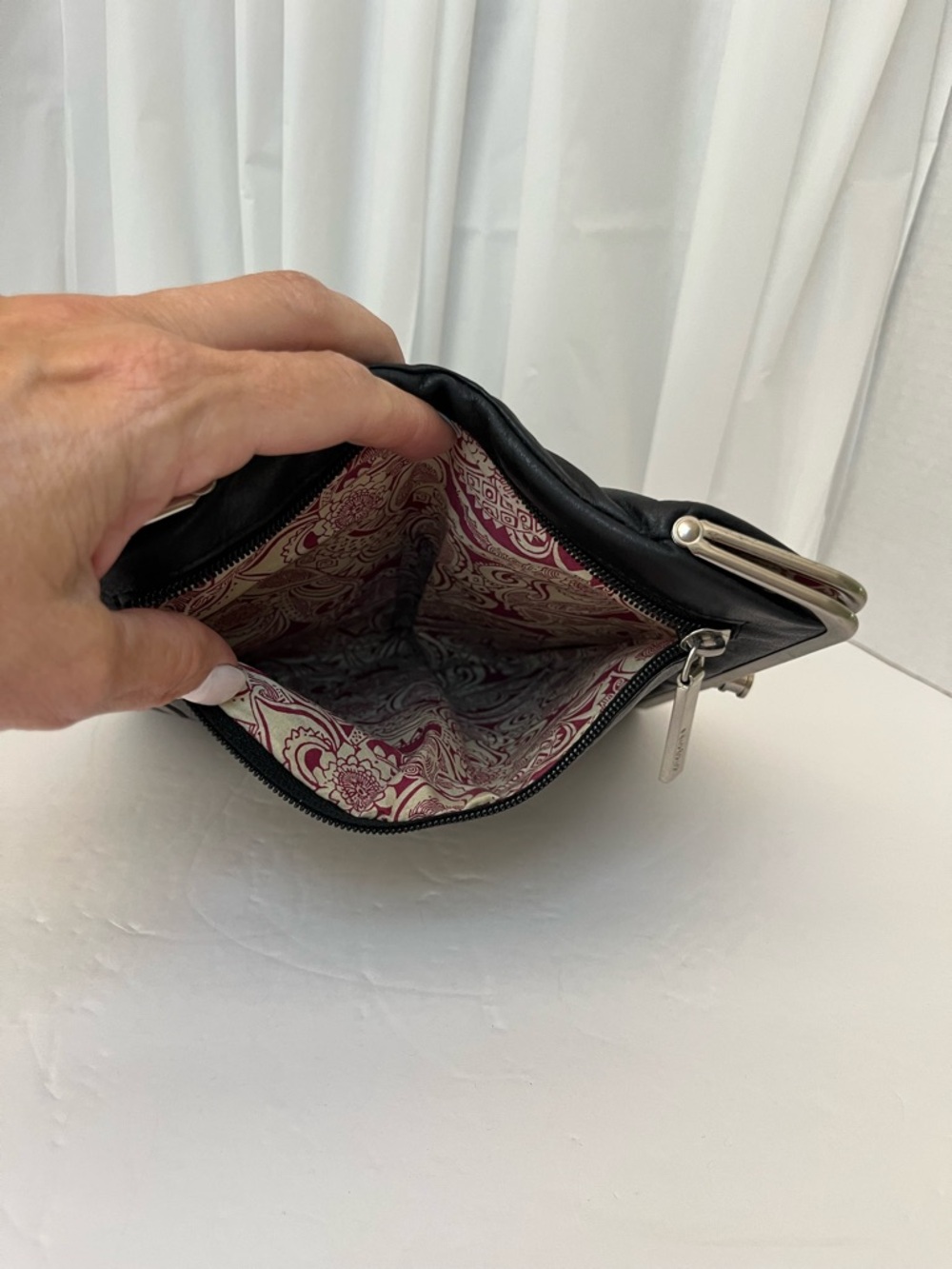 HOBO Black Leather Frame Clutch with Silver Trim - Picture 6 of 14